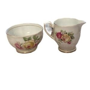Queen Anne Manor Rose Fine Bine China, England, Sugar & Creamer Set